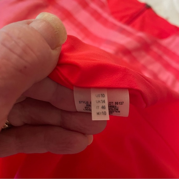 Elie Tahari Daisy Linen Blend Dress
Sleeveless Coral with Sheer Stripes-Size 10 - Picture 12 of 14